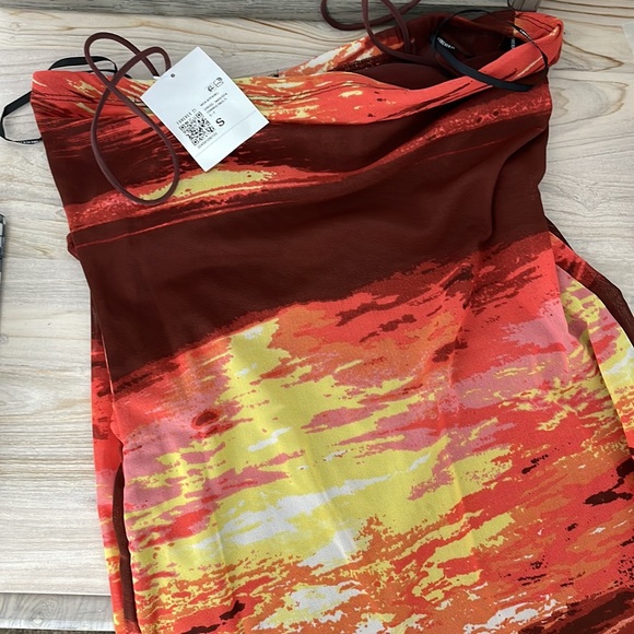 NWT abstract print dress - Picture 8 of 8